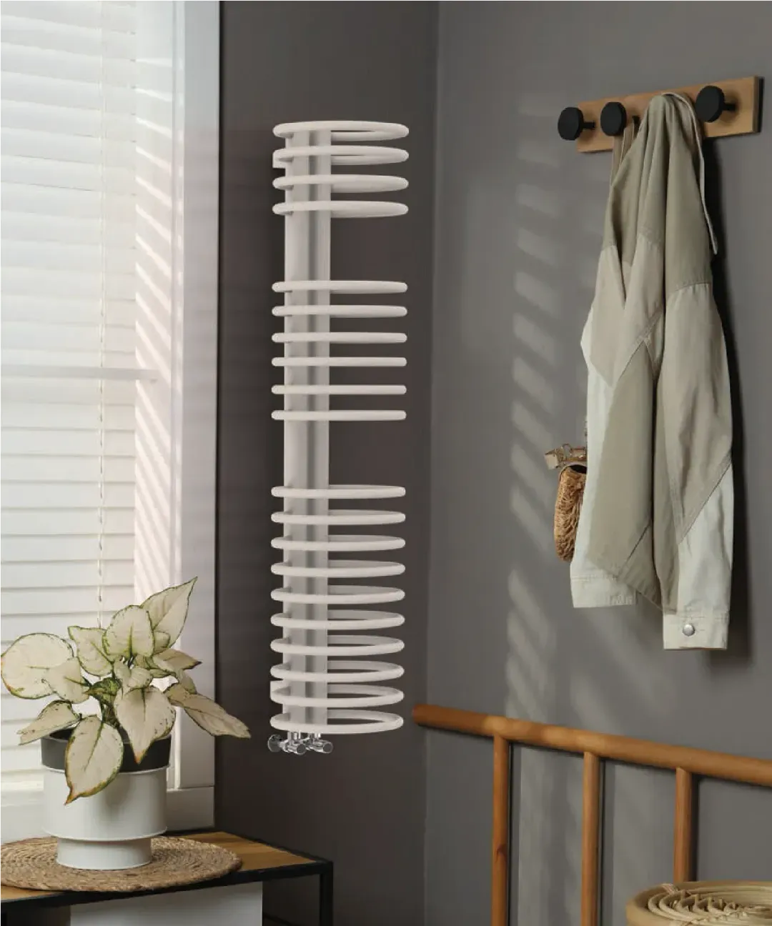 Circle dizajnerski radijator u prostoru pogled 1