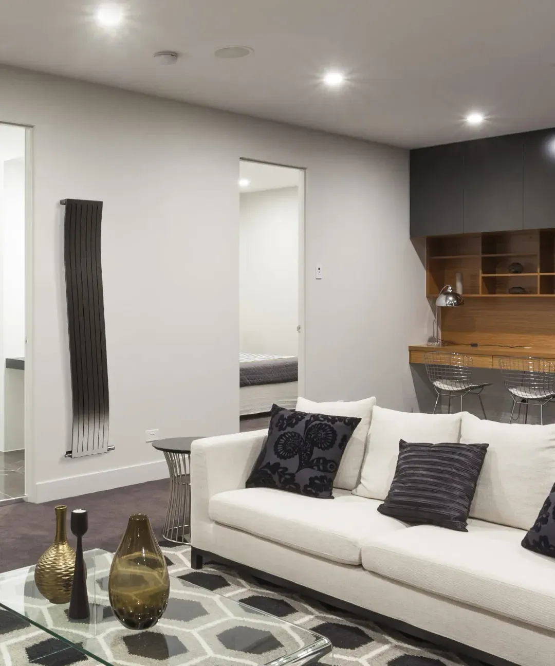 Wave dizajnerski radijator u prostoru pogled 3